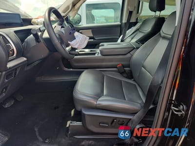 Zdjęcie 7 z 13 samochodu: 2025 FORD EXPEDITION ACTIVE VIN:1FMJU1H80SEA37544 - miniatura