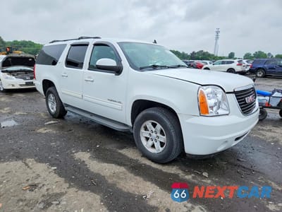 Czwarte zdjęcie samochodu z boku: 2013 GMC YUKON XL K1500 SLT VIN:1GKS2KE73DR177345 - miniatura