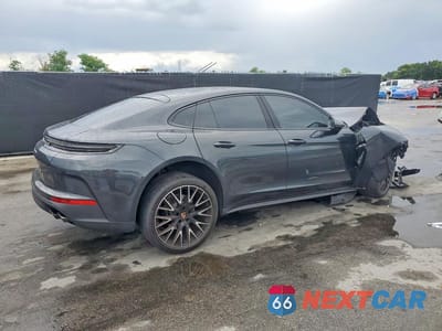Trzecie zdjęcie samochodu z tyłu: 2025 PORSCHE PANAMERA BASE/4 VIN:WP0AA2YA7SL011380 - miniatura