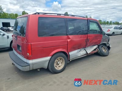 Trzecie zdjęcie samochodu z tyłu: 1999 CHEVROLET ASTRO VIN:1GNDM19W9XB138810 - miniatura
