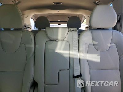 Zdjęcie 10 z 14 samochodu: 2022 VOLVO XC90 T6 MOMENTUM VIN:YV4A22PK2N1775870 - miniatura