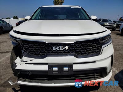 Piąte zdjęcie samochodu w środku: 2022 KIA SORENTO S VIN:KNDRG4LG8N5110226 - miniatura