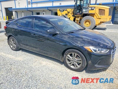 Czwarte zdjęcie samochodu z boku: 2018 HYUNDAI ELANTRA SEL VIN:5NPD84LFXJH260959 - miniatura
