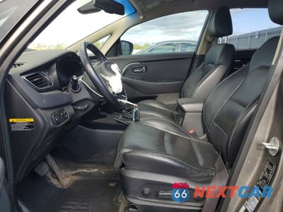 Zdjęcie 7 z 13 samochodu: 2014 KIA RONDO VIN:KNAHU8A38E7034942 - miniatura