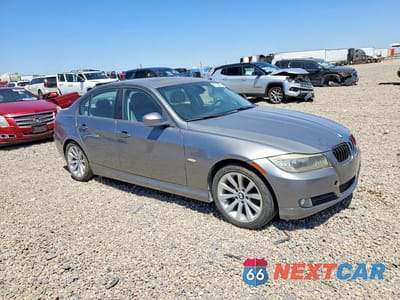 Czwarte zdjęcie samochodu z boku: 2011 BMW 328 I VIN:WBAPH7C52BE683197 - miniatura