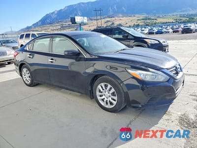 Czwarte zdjęcie samochodu z boku: 2016 NISSAN ALTIMA 2.5 S VIN:1N4AL3APXGN327534 - miniatura