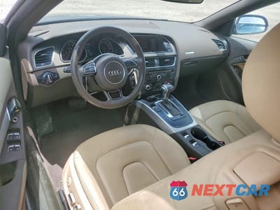 Zdjęcie 8 z 12 samochodu: 2014 AUDI A5 PREMIUM VIN:WAUAFAFH2EN011482 - miniatura