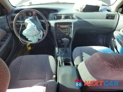 Zdjęcie 8 z 12 samochodu: 2000 TOYOTA CAMRY LE VIN:4T1BG22K47U976751 - miniatura