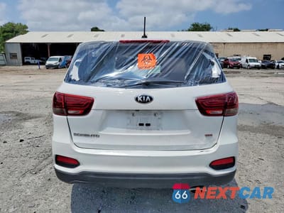 Zdjęcie 6 z 12 samochodu: 2019 KIA SORENTO LX VIN:5XYPG4A36KG537690 - miniatura