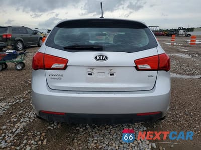 Zdjęcie 6 z 12 samochodu: 2011 KIA FORTE EX VIN:KNAFU5A26B5332197 - miniatura