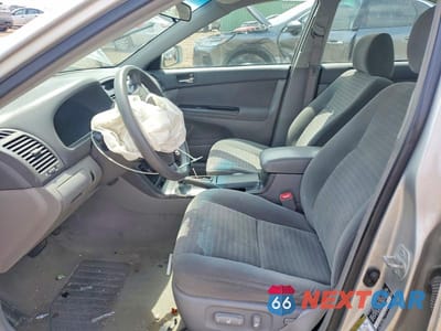 Zdjęcie 7 z 13 samochodu: 2005 TOYOTA CAMRY LE VIN:4T1BE32K75U521559 - miniatura