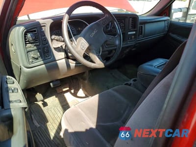 Zdjęcie 8 z 12 samochodu: 2003 GMC SIERRA K2500 HEAVY DUTY VIN:1GTHK29U23E374096 - miniatura