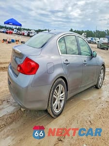 Trzecie zdjęcie samochodu z tyłu: 2015 INFINITI Q40 BASE VIN:JN1CV6AP1FM503408 - miniatura