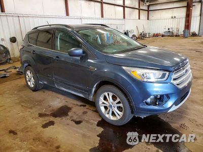 Czwarte zdjęcie samochodu z boku: 2018 FORD ESCAPE SEL VIN:1FMCU9HD9JUA82331 - miniatura