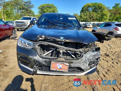 Piąte zdjęcie samochodu w środku: 2020 BMW X4 XDRIVE30I VIN:5UX2V1C0XL9C73976 - miniatura