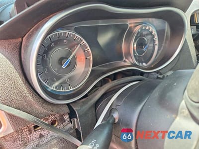 Zdjęcie 9 z 12 samochodu: 2016 CHRYSLER 300 LIMITED VIN:2C3CCAAG3GH141936 - miniatura