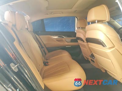 Zdjęcie 10 z 12 samochodu: 2016 BMW 750 I VIN:WBA7F0C50GGL99687 - miniatura