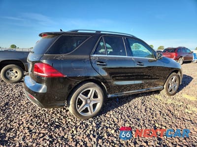 Trzecie zdjęcie samochodu z tyłu: 2017 MERCEDES-BENZ GLE 350 4MATIC VIN:4JGDA5HB0HA876618 - miniatura