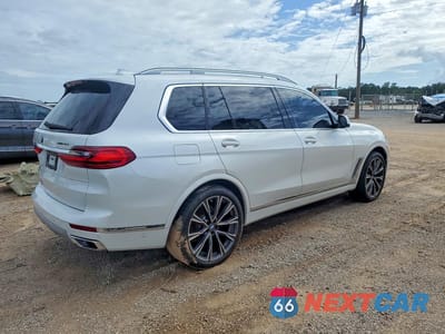 Trzecie zdjęcie samochodu z tyłu: 2020 BMW X7 XDRIVE40I VIN:5UXCW2C06L9B99267 - miniatura
