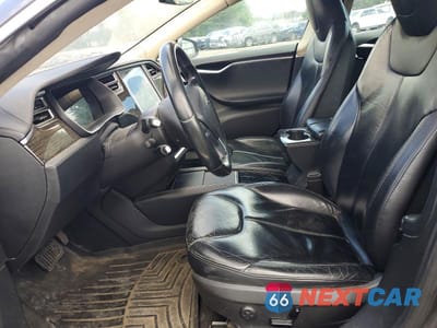 Zdjęcie 7 z 12 samochodu: 2014 TESLA MODEL S VIN:5YJSA1H10EFP62522 - miniatura