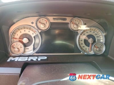 Zdjęcie 9 z 12 samochodu: 2014 RAM 1500 LONGHORN VIN:1C6RR7WM1ES100238 - miniatura