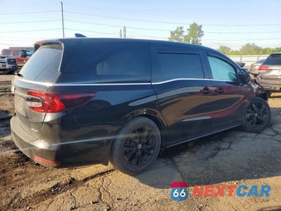 Trzecie zdjęcie samochodu z tyłu: 2023 HONDA ODYSSEY SPORT-L VIN:5FNRL6H72PB052230 - miniatura