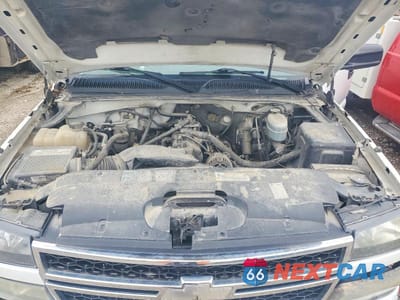 Zdjęcie 11 z 12 samochodu: 2006 CHEVROLET SILVERADO C2500 HEAVY DUTY VIN:1GBHC24U06E150175 - miniatura