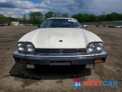 Piąte zdjęcie samochodu w środku: 1986 JAGUAR XJS VIN:SAJNV5843GC133258 - miniatura