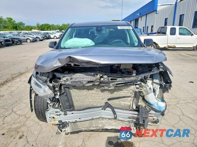 Piąte zdjęcie samochodu w środku: 2021 CHEVROLET TRAVERSE LS VIN:1GNEVLKW3MJ171438 - miniatura