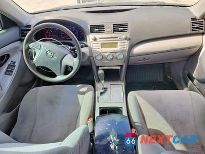 Zdjęcie 8 z 12 samochodu: 2011 TOYOTA CAMRY BASE VIN:4T1BF3EK3BU698176 - miniatura