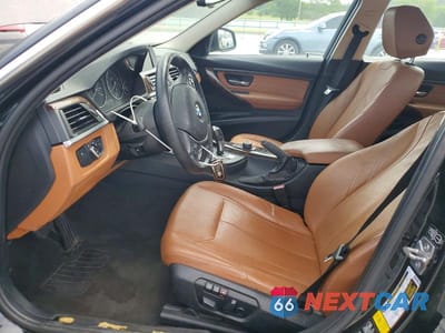 Zdjęcie 7 z 13 samochodu: 2013 BMW 328 XI VIN:WBA3B3C52DF540109 - miniatura