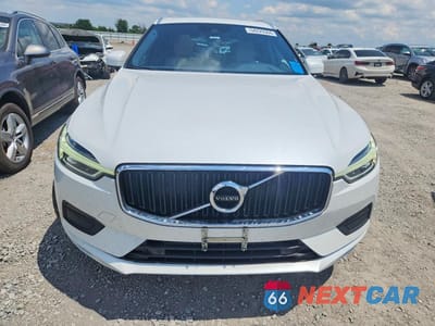 Piąte zdjęcie samochodu w środku: 2019 VOLVO XC60 T6 VIN:YV4A22RK1K1348317 - miniatura
