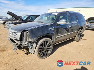 2010 CADILLAC ESCALADE PREMIUM 1GYUKCEF4AR120885 - główne zdjęcie licytacji z USA - miniatura