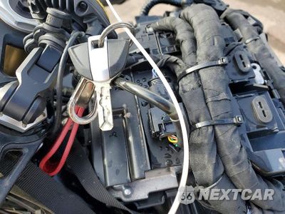 Zdjęcie 8 z 9 samochodu: 2022 BMW S 1000 RR VIN:WB10E2308N6F06642 - miniatura