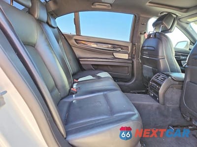 Zdjęcie 10 z 13 samochodu: 2013 BMW 750 LXI VIN:WBAYF8C57DD140596 - miniatura