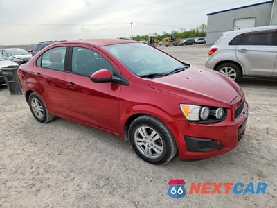 Czwarte zdjęcie samochodu z boku: 2012 CHEVROLET SONIC LS VIN:1G1JA5SH4C4204128 - miniatura