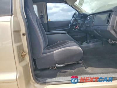 Zdjęcie 10 z 12 samochodu: 2002 DODGE DAKOTA BASE VIN:1B7GL12X02S718483 - miniatura