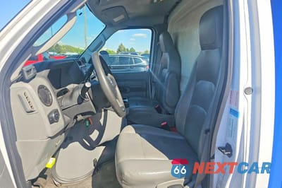 Zdjęcie 11 z 15 samochodu: 2023 FORD ECONOLINE E350 SUPER DUTY CUTAWAY VAN VIN:1FDWE3FK9PDD31812 - miniatura