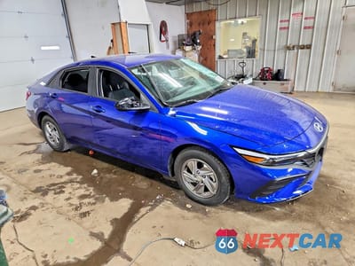 Czwarte zdjęcie samochodu z boku: 2025 HYUNDAI ELANTRA SE VIN:KMHLL4DG2SU071193 - miniatura