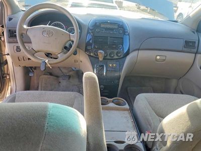 Zdjęcie 8 z 13 samochodu: 2005 TOYOTA SIENNA CE 8 PASSENGER VIN:5TDZA23C95S371331 - miniatura