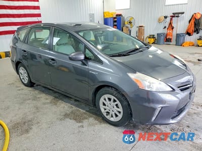 Czwarte zdjęcie samochodu z boku: 2012 TOYOTA PRIUS V TWO VIN:JTDZN3EU5C3120918 - miniatura