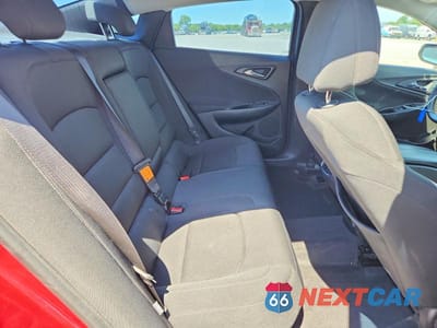 Zdjęcie 10 z 12 samochodu: 2016 CHEVROLET MALIBU LT VIN:1G1ZE5ST1GF258816 - miniatura