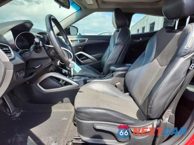 Zdjęcie 7 z 12 samochodu: 2013 HYUNDAI VELOSTER BASE VIN:KMHTC6AD9DU165256 - miniatura