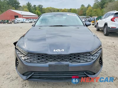 Piąte zdjęcie samochodu w środku: 2021 KIA K5 LXS VIN:5XXG14J21MG079315 - miniatura