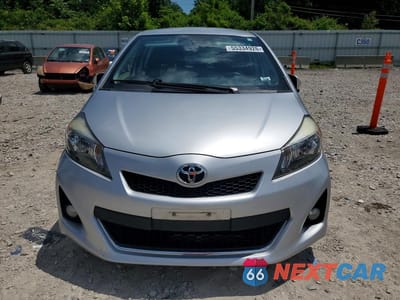 Piąte zdjęcie samochodu w środku: 2014 TOYOTA YARIS 3D VIN:JTDKTUD31ED593024 - miniatura