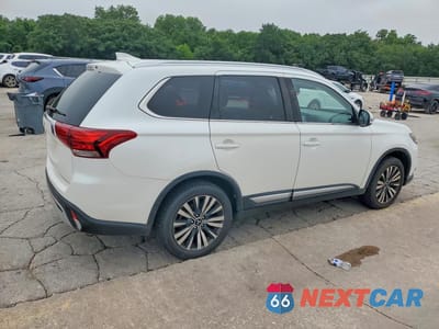 Trzecie zdjęcie samochodu z tyłu: 2020 MITSUBISHI OUTLANDER SE VIN:JA4AZ3A33LZ026980 - miniatura