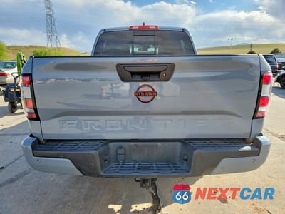 Zdjęcie 6 z 12 samochodu: 2023 NISSAN FRONTIER PRO-4X VIN:1N6ED1EK3PN618126 - miniatura