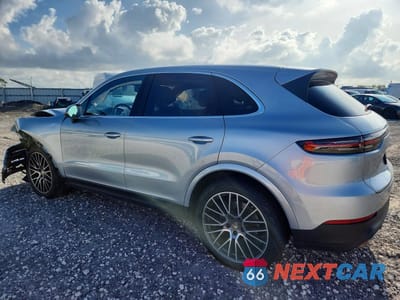 Drugie zdjęcie samochodu z przodu: 2020 PORSCHE CAYENNE VIN:WP1AA2AY7LDA06276 - miniatura