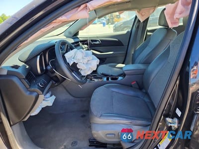 Zdjęcie 7 z 12 samochodu: 2016 CHEVROLET MALIBU LIMITED LT VIN:1G11C5SA9GU135777 - miniatura