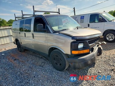 Czwarte zdjęcie samochodu z boku: 2004 CHEVROLET EXPRESS G1500 VIN:1GCFG15T341210879 - miniatura